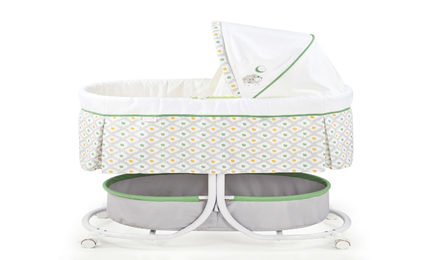 Bassinet with clearance motion