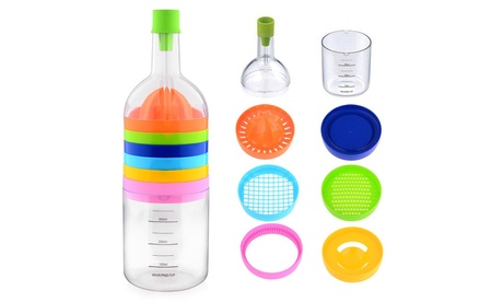 Bottiglia multifunzione con un set da 8 accessori da cucina