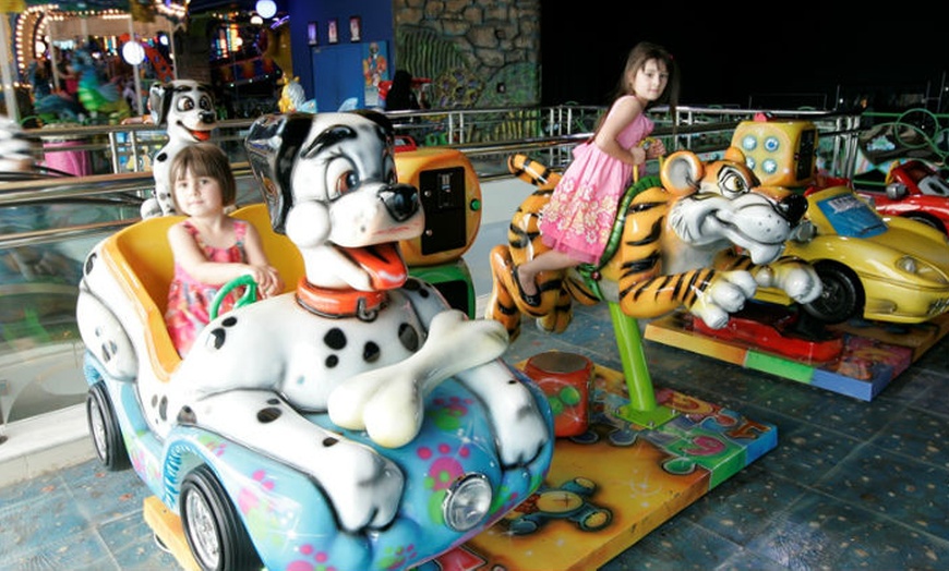 Image 3: Rides Only Pass at Sparky's