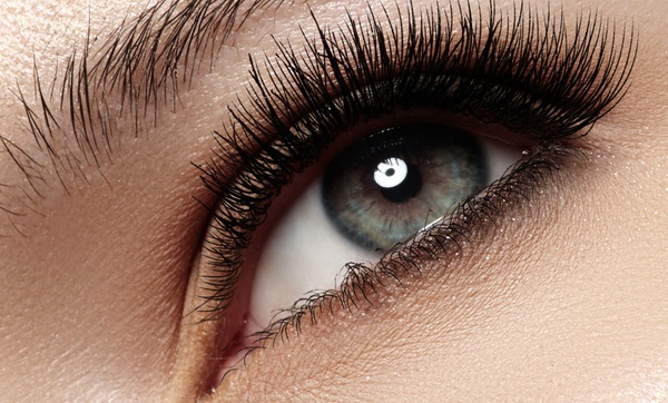 semi eyelash extensions