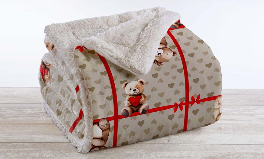 Image 11: Sherpa-Kuscheldecke