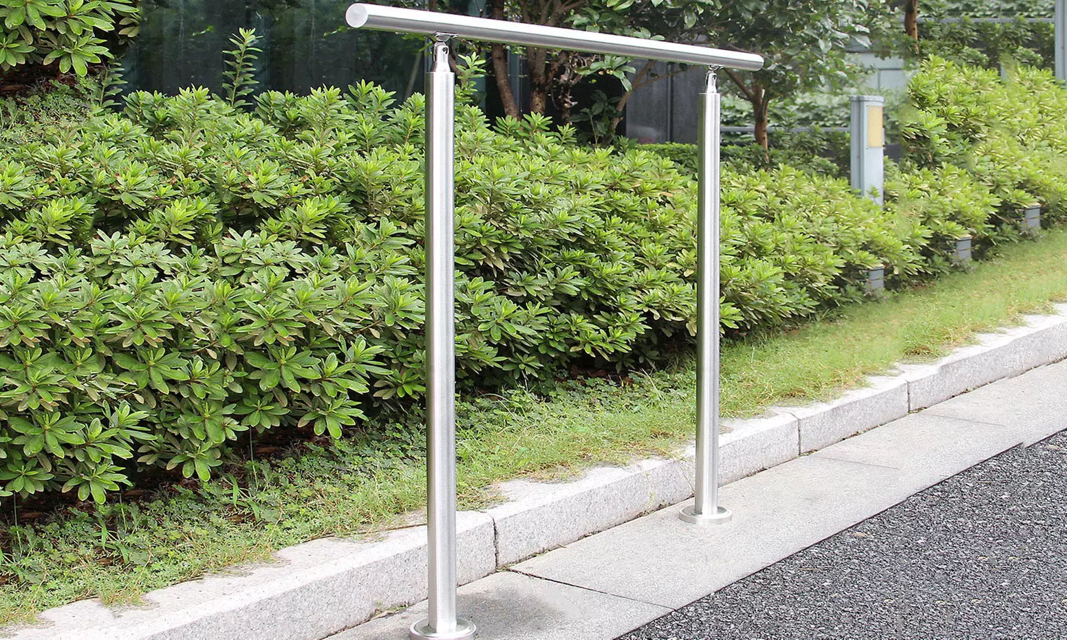 Home Deluxe Edelstahl-Treppengeländer in der Länge nach Wahl - Primary Image