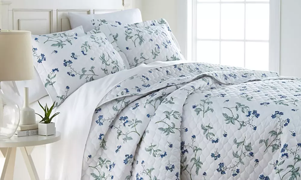 100% Cotton Quilt Set (2- or 3-Piece) - Primary Image