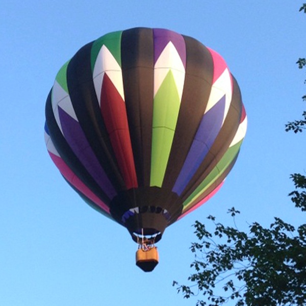 hot air balloon ride and picnic