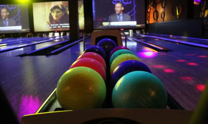 One Hour of Unlimited Bowling for Two or Four with Shoe Rental at King Pinz (Up to 46% Off) - Primary Image