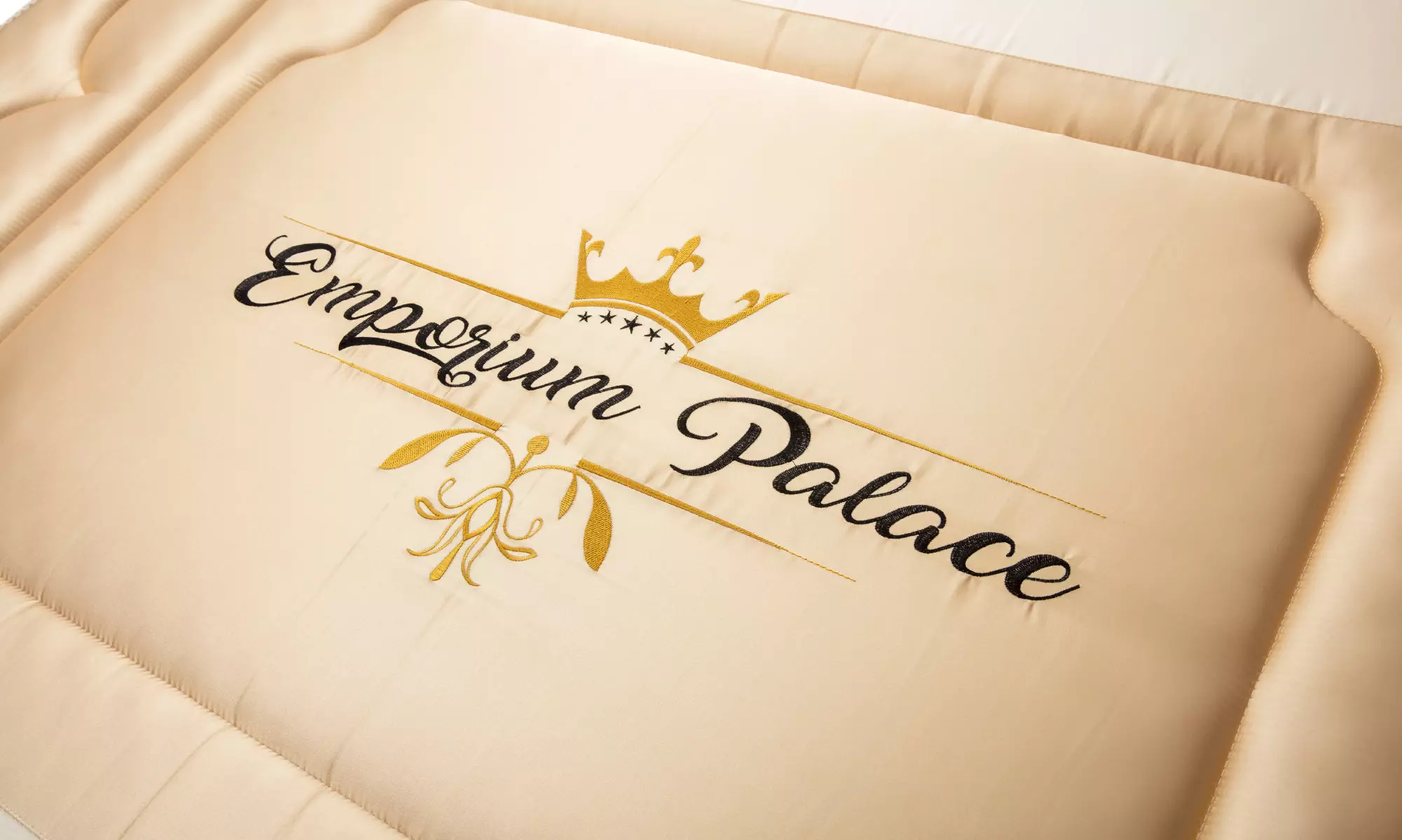 Matelas 32 cm à mémoire de forme et ressorts ensachés