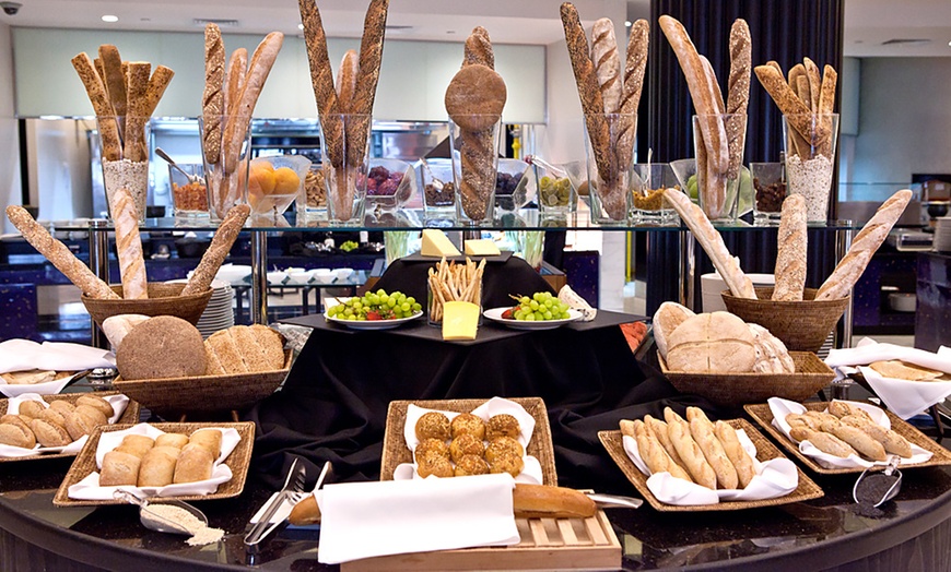 Image 4: Buffet at 5* Sofitel Abu Dhabi