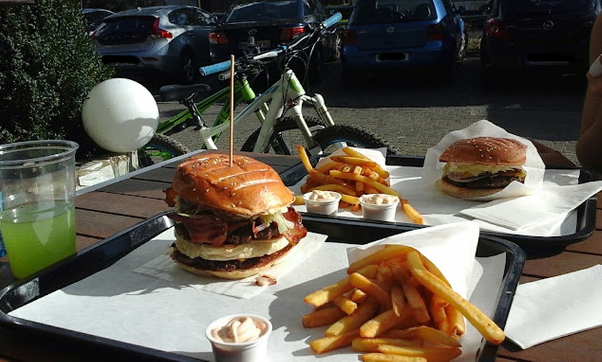 Image 5: Longdrink und Snack 