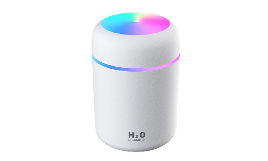 Image 5: USB Portable Air Humidifier with Colourful Light