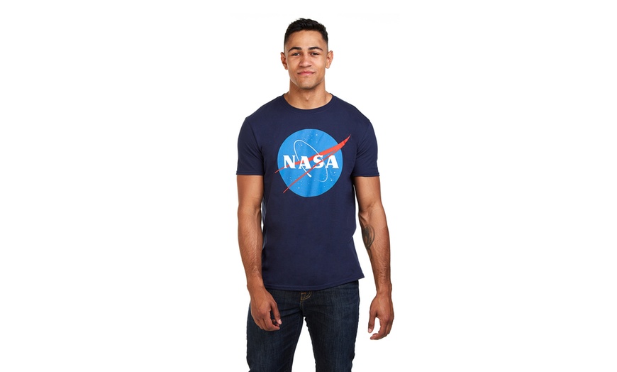 Image 1: Men's NASA T-Shirts