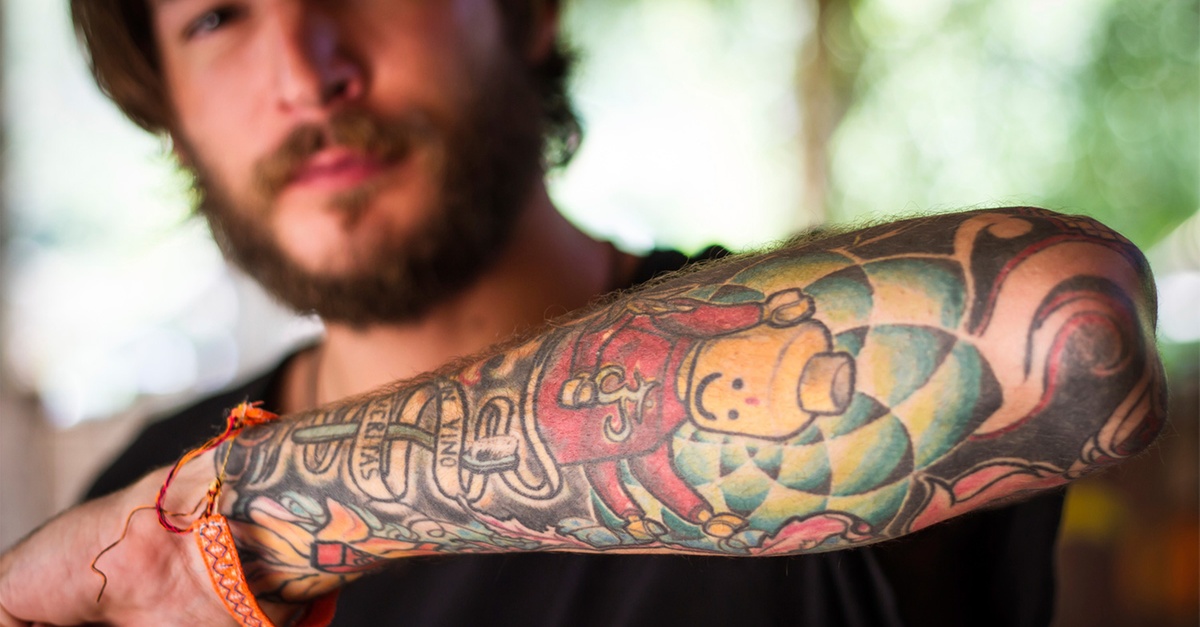 Servicio de mini tatuajes de 3x3 cm en Madrid