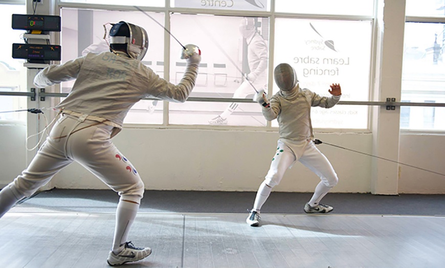 Image 1: Introduction to Fencing for One