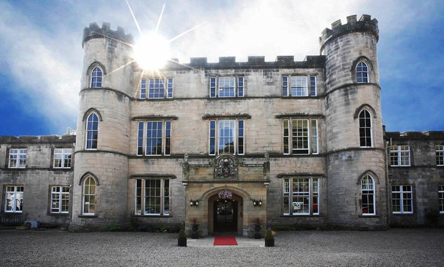 Image 12: 4* Castle Stay In Midlothian