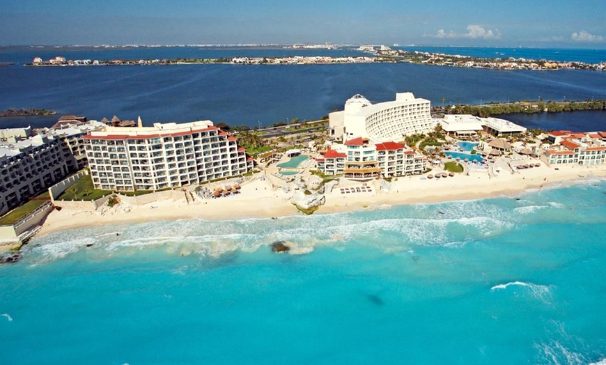 All-Inclusive Grand Park Royal Cancún Caribe Stay with Airfare from ...