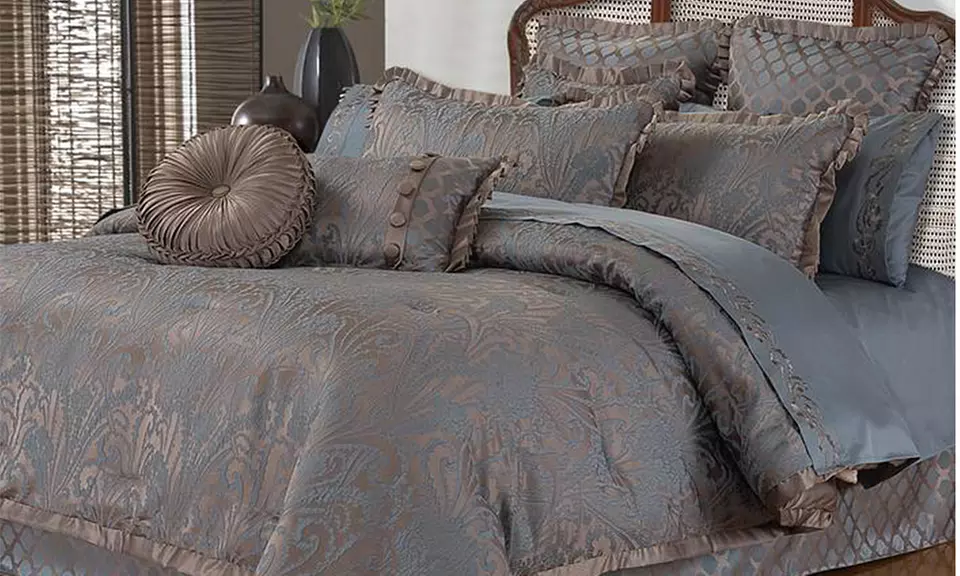 Luxury Hotel Collection Duvet-Cover or Comforter Sets - Second Medium