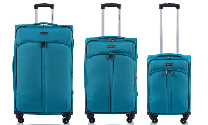 Image 3: 3 Expandable and Wheeled Suitcases