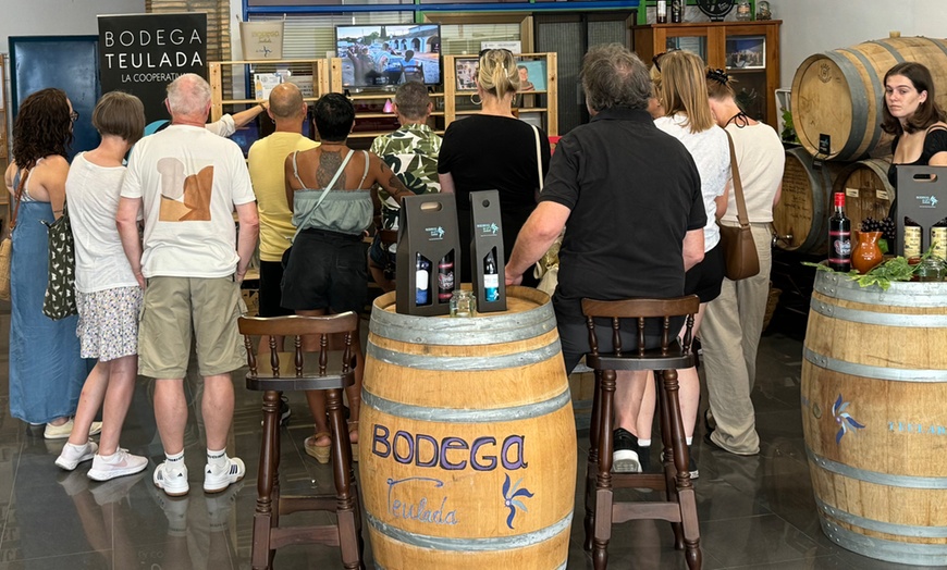 Image 6: Cata de vinos para 2 o 4 personas con opción a visita a bodega de 1970