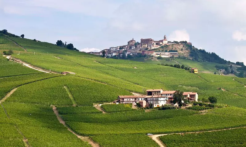 Langhe 4*: soggiorno con sauna e aperitivo