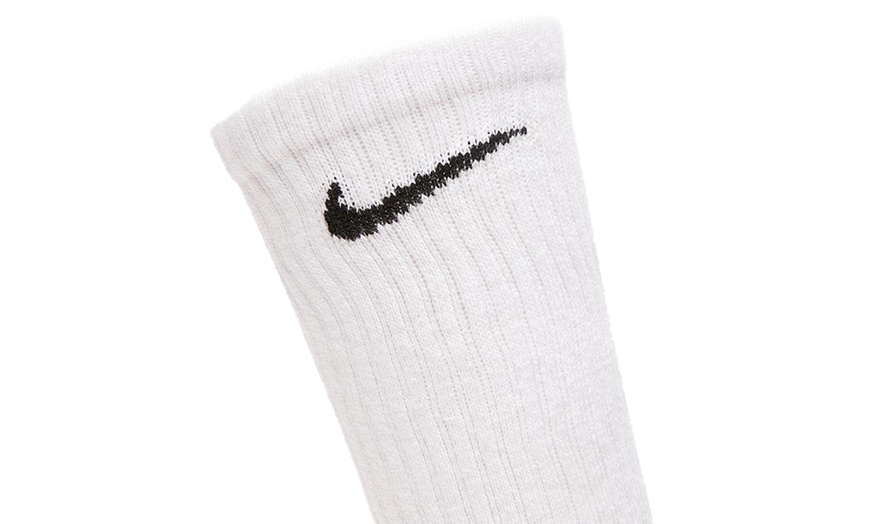 Image 9: Three Pairs of Nike Mens Everyday Socks  