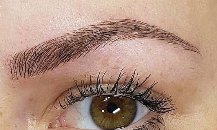 Achieve Naturally Defined Brows with Microblading Session