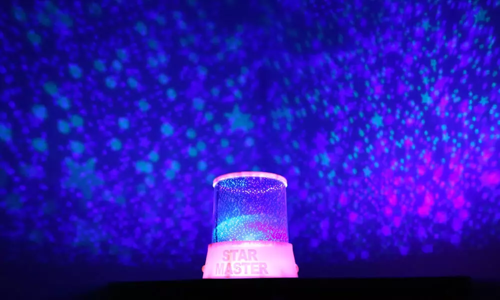 Star Master Planetarium Night Light Projector - Second Medium