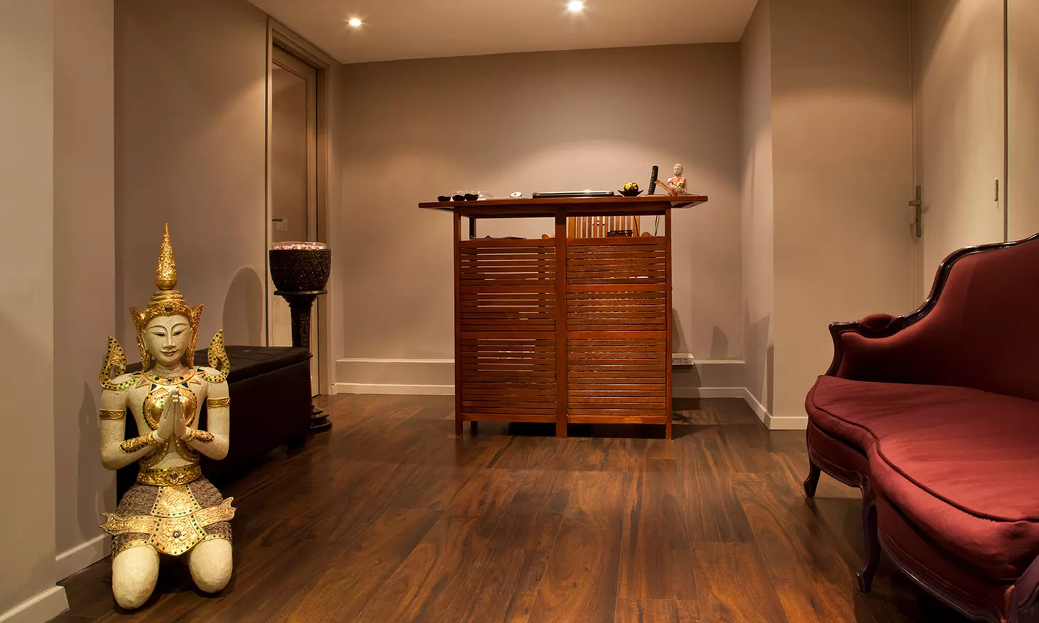 Voyage sensoriel à Paris 14e : formule modelage au choix