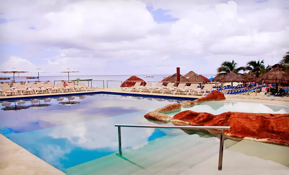 Stay at El Cid La Ceiba Beach in Cozumel, Mexico - Primary Image