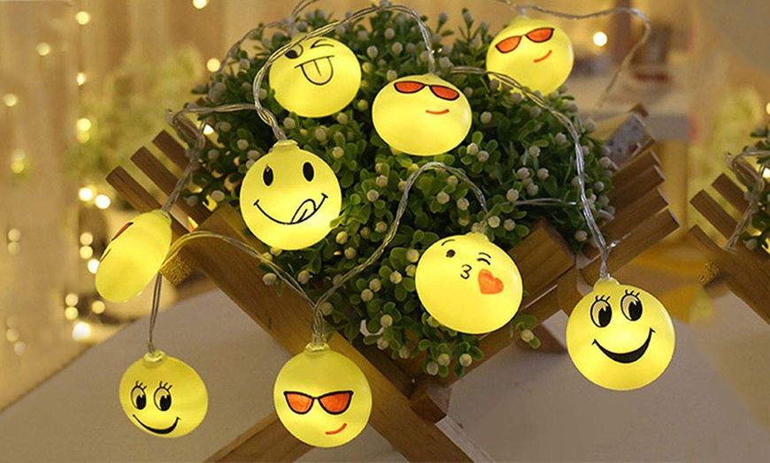 Image 6: Battery-Powered LED Emoji Light