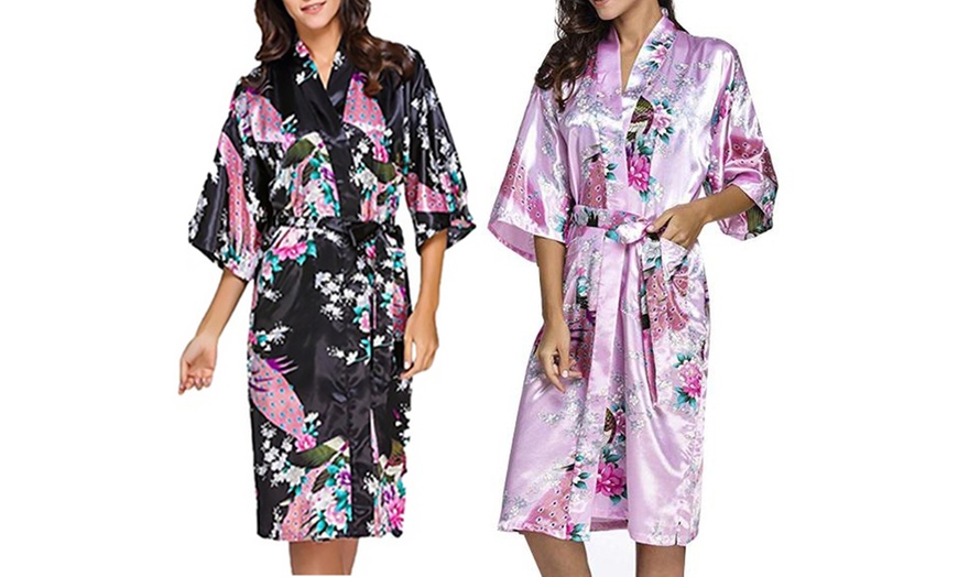 Image 7: Kimono Style Dressing Gown