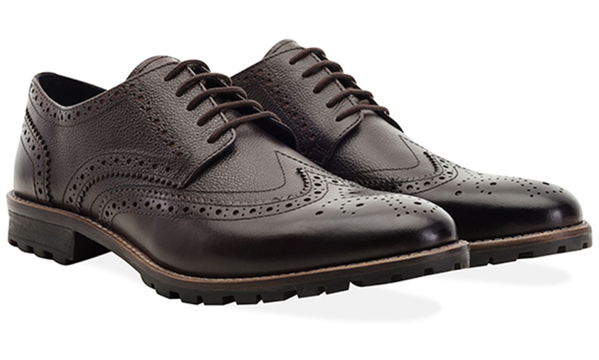 Image 12: Men's Leather Chunky Brogues