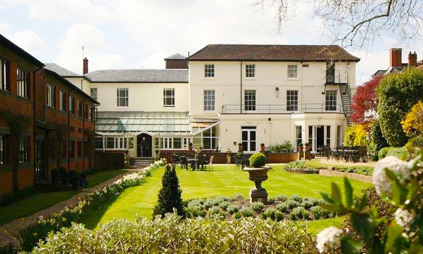 Image 1: Historical Hampshire Hotel in Central Winchester