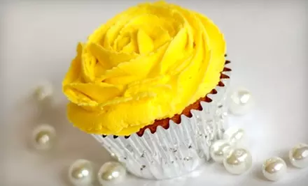 $12 for $25 Worth of Cupcakes, Cake Pops, and Custom Cakes at Cakes In Love  - Primary Image