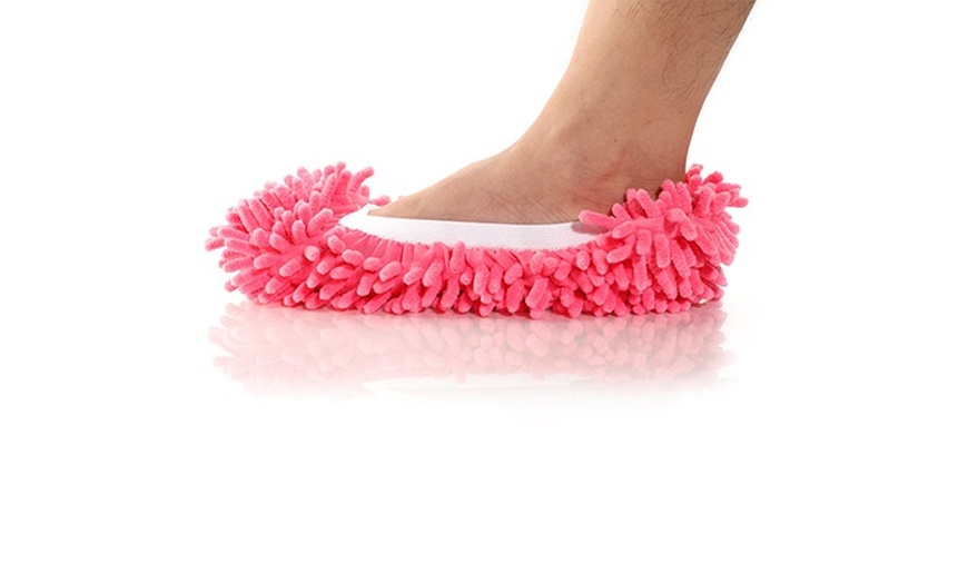 Image 2: Cleaning Mop Slippers