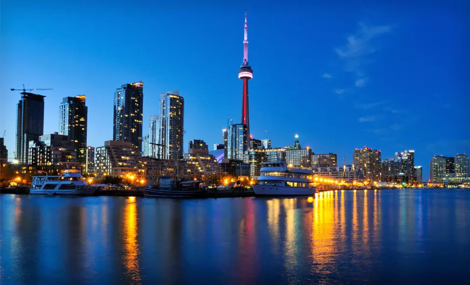 One-Night Stay with Eight Days of Parking at Hotel Carlingview Toronto Airport - Primary Image