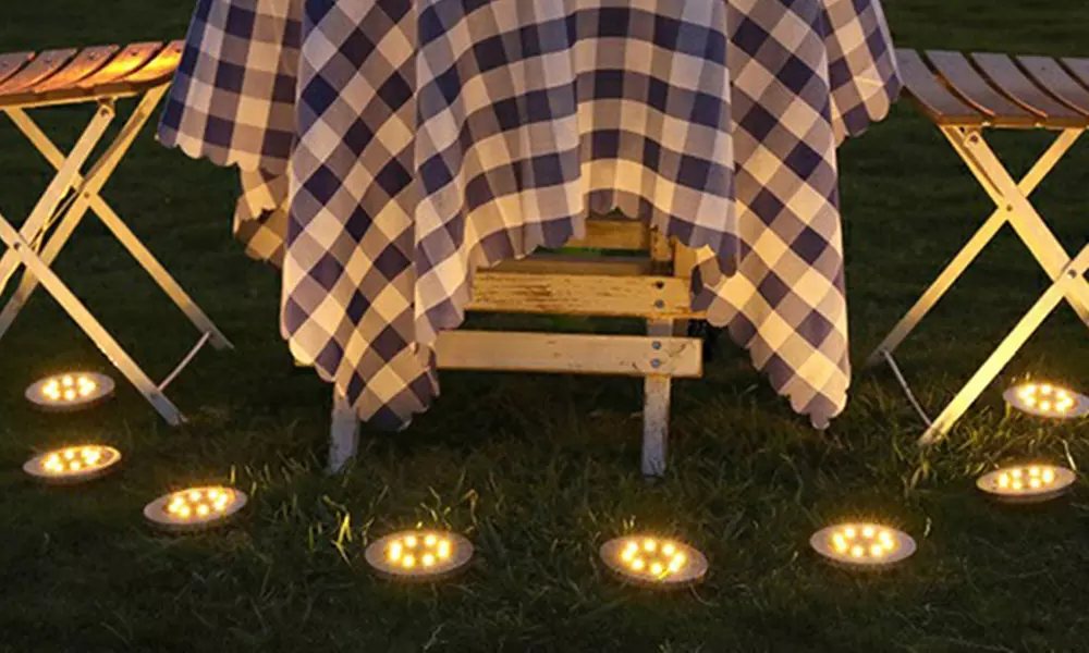 16er- oder 32er-Solar-Leuchten-Set mit warmen oder weißen LEDs - Primary Image