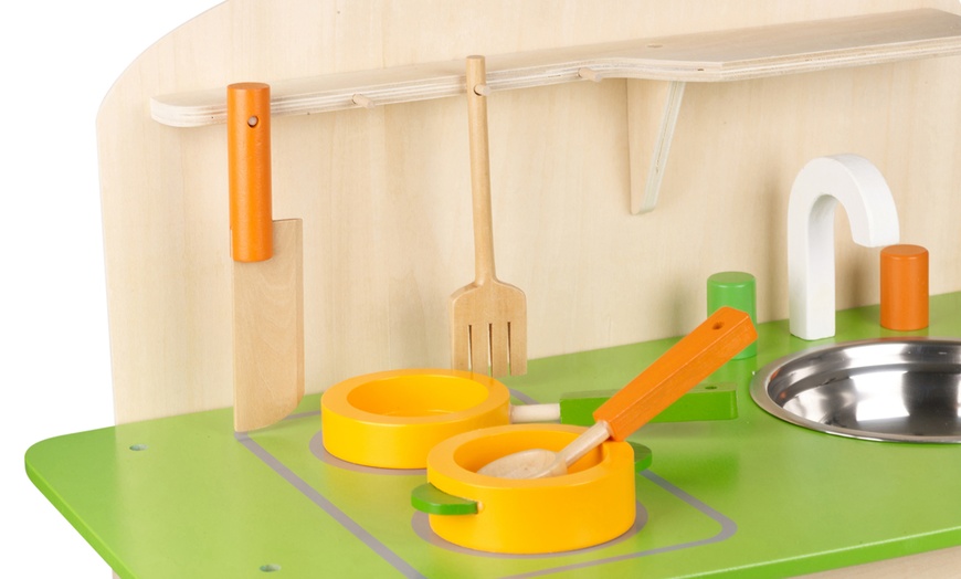 Image 7: Kids' Wooden Play Set