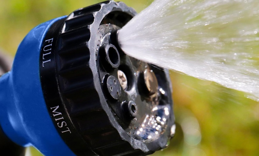 Image 2: Up to 100ft Expandable Garden Hose Pipe with Seven-Function Spray Gun