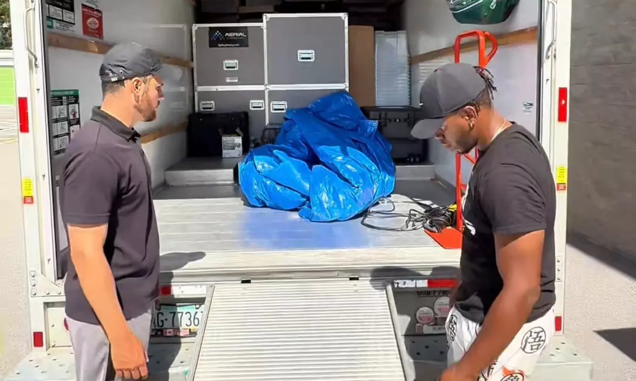 Get a Professional Moving Service Quote — Fast, Reliable & Affordable by Move It Move It Movers (Get 90% Off) - Primary Image
