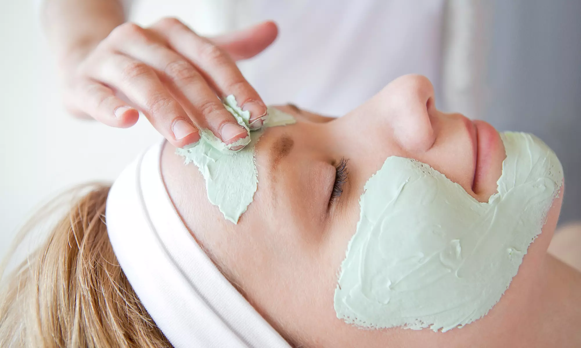 Glycolic Facial with Optional Aloe and Vitamin-C Mask at Aphrodite In Me Spa (50% Off) - Primary Image