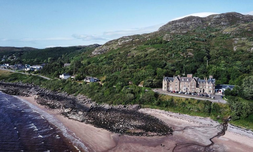 Image 7: Gairloch: Standard Double Room with Breakfast