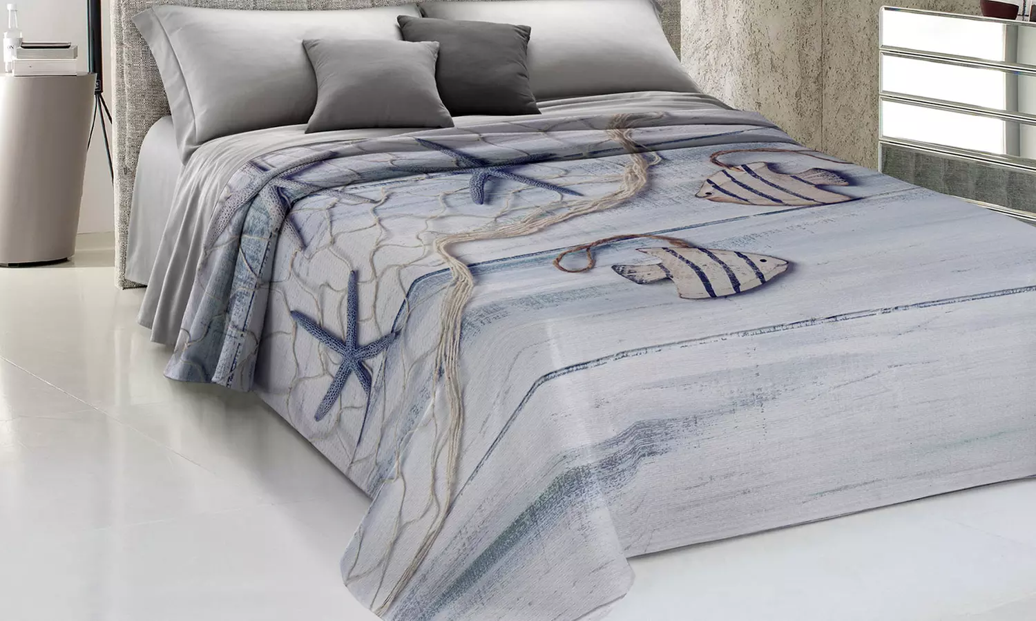 Baumwoll-Tagesdecke mit buntem Aufdruck