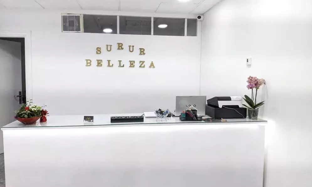 Cejas definidas y naturales: sesión de microblading o microshading