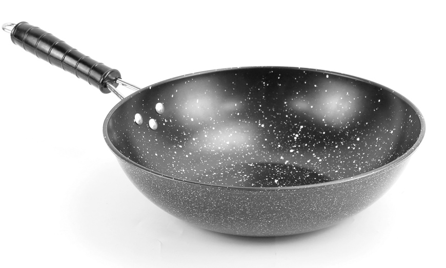 Image 2: Non-Stick Induction Wok 