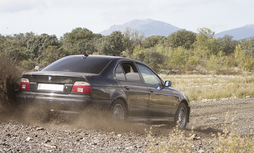 Image 4: Curso de Rally a elegir en BMW V8 