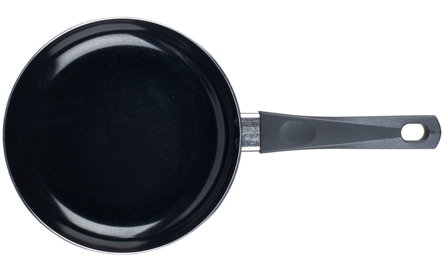 Image 3: Russell Hobbs Non-Stick Frying Pan
