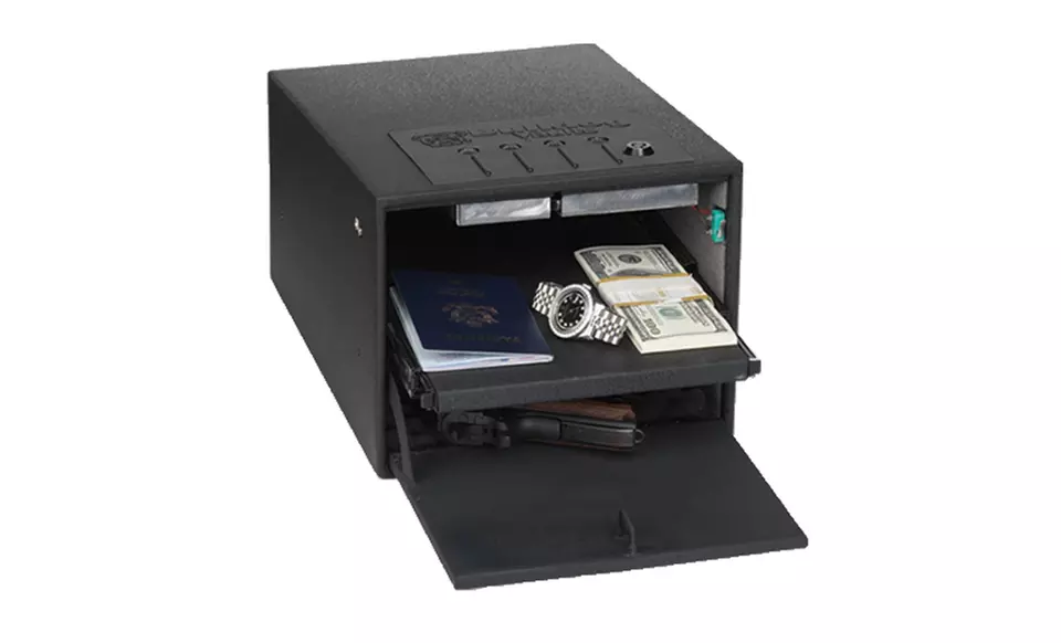 Bulldog 2500 Deluxe Electronic Pistol Safe with Interior Light (BD2500). - Primary Image