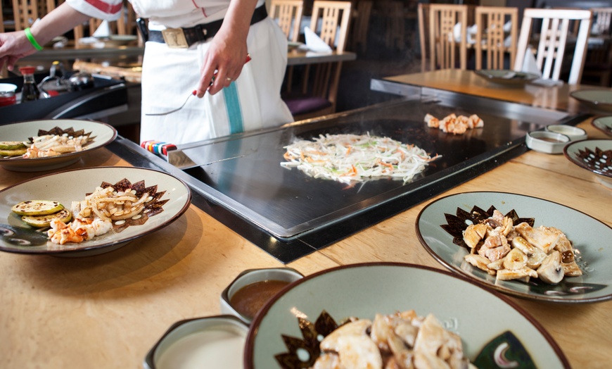 Image 6: Teppanyaki Dining Experience for Two