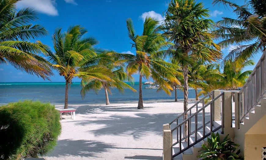 Exotic Caye Beach Resort in - Miami Beach, FL | Groupon Getaways