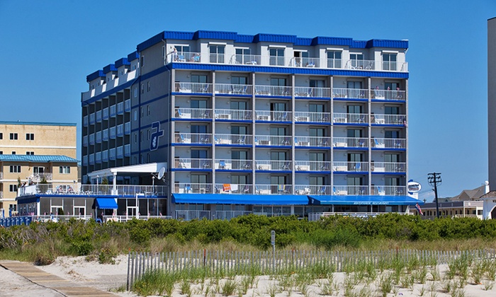 Adventurer Oceanfront Inn in - Wildwood Crest, NJ | Groupon Getaways