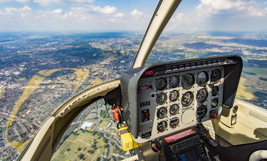 Image 2: Helicopter Flight with Bubbly